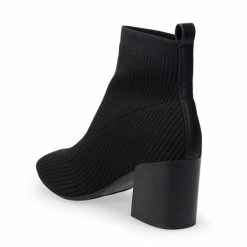 LC Lauren Conrad Lithops Women's Knit Ankle Boots Black 8 LC Lauren Conrad Lithops Women's Knit Ankle Boots Black -LC Lauren Conrad Shop unnamed file 1114