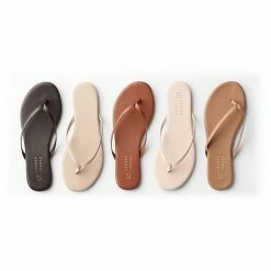 LC Lauren Conrad Honey Women's Flip Flop Sandals Lilac Floral -LC Lauren Conrad Shop unnamed file 4128